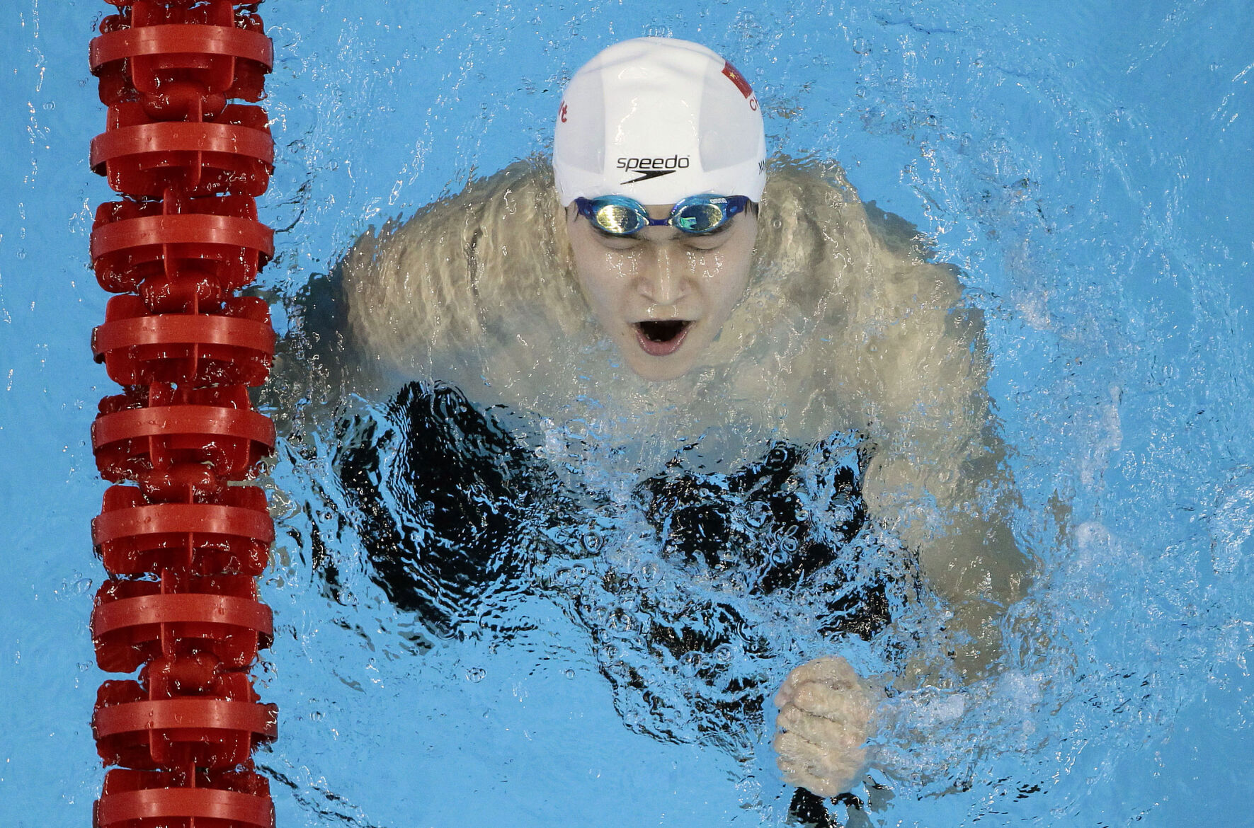 2011: Chinese star Sun Yang breaks oldest world record in swimming